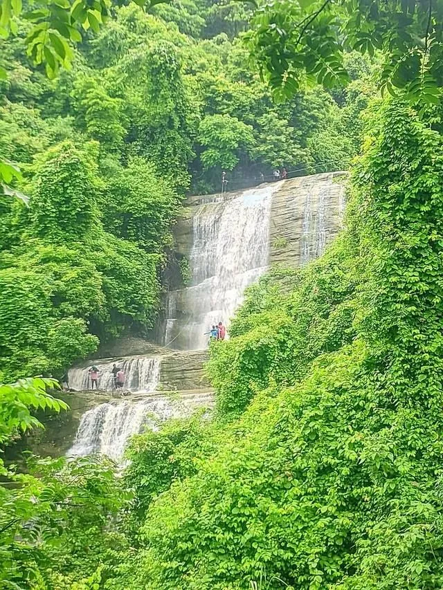 খৈয়াছড়া ঝর্ণা-এর ছবি
