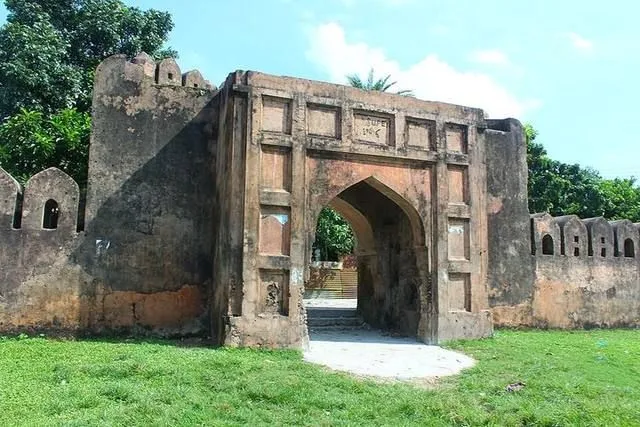 সোনাকান্দা দুর্গ-এর ছবি