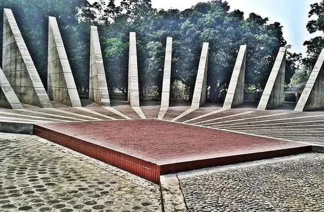 মুজিবনগর স্মৃতিসৌধ-এর ছবি