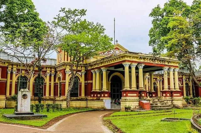 শশী লজ-এর ছবি