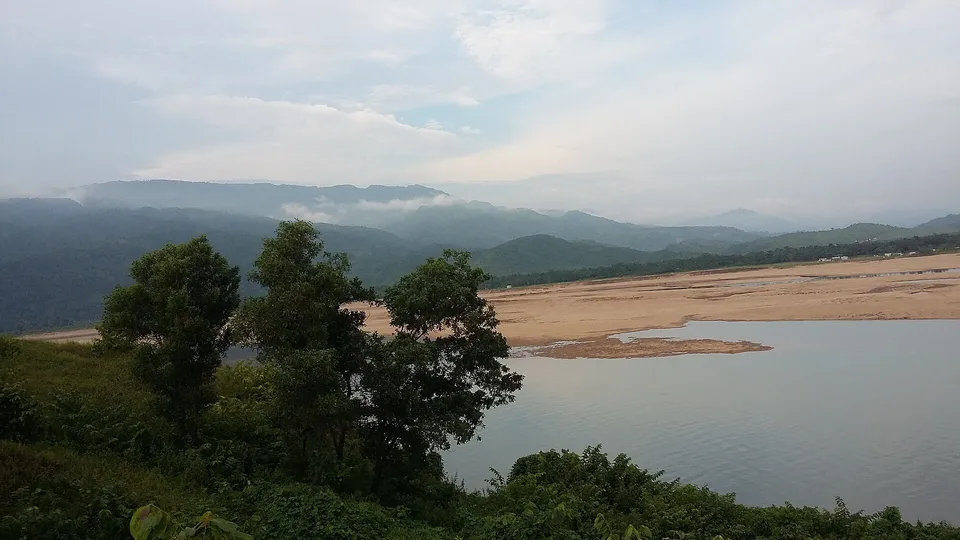 ছবি: Uzzal Mia, CC BY-SA 3.0, Wikimedia Commons