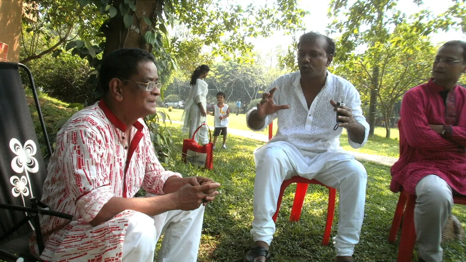 নুহাশ পল্লী-এর ছবি