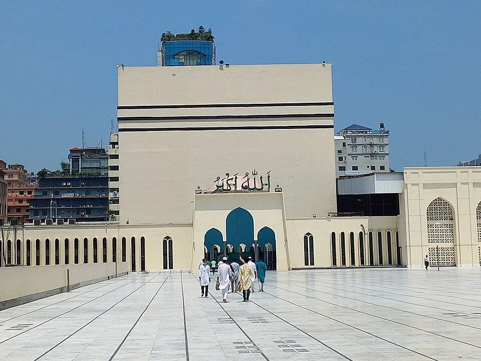 বায়তুল মোকাররম জাতীয় মসজিদ-এর ছবি